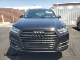 2018 Audi Q7 Premium with VIN WA1AHAF74JD035006, listed as a Copart auction lot 61036295 with 202,581 mi miles and Clean title. Bid and sale history available at DreamBid. Image 5.