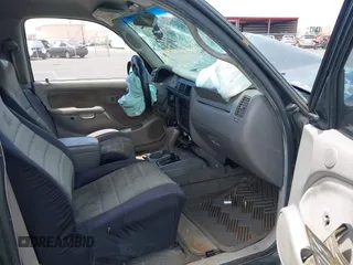 2003 Toyota Tacoma PreRunner z VIN 5TEGN92N83Z260650, wystawiony jako IAAI lot #42055961 z przebiegiem Nie podano mil oraz . Historia ofert i sprzedaży dostępna na DreamBid. Obrazek 5.