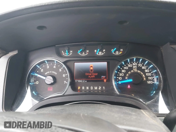 2014 Ford F-150 XL with VIN 1FTFW1ET1EKF46528, listed as a IAAI auction lot 41892142 with 171,642 mi miles and . Bid and sale history available at carsss.com. Image 15.