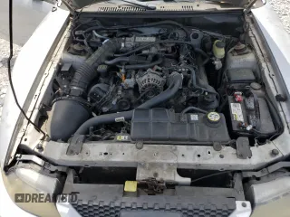 2002 Ford Mustang GT Deluxe z VIN 1FAFP42X62F191498, wystawiony jako Copart lot #55125905 z przebiegiem 115 779 mil mil oraz Szkoda całkowita • Salvage title. Historia ofert i sprzedaży dostępna na DreamBid. Obrazek 11.