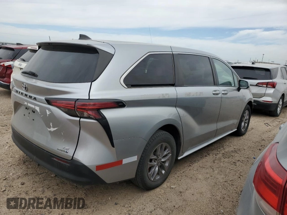 2021 Toyota Sienna LE with VIN 5TDKRKEC4MS064008, listed as a Copart auction lot 50661545 with 173,775 mi miles and Clean Title. Bid and sale history available at carsss.com. Image 3.