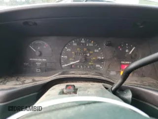 1994 Ford Taurus with VIN 1FALP5747RG236623, listed as a Copart auction lot 85242504 with 205,550 mi miles and Salvage title. Bid and sale history available at DreamBid. Image 9.