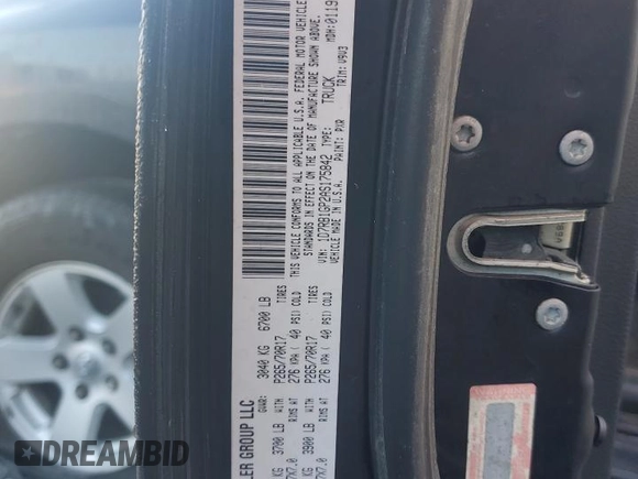 2010 Dodge 1500 SLT z VIN 1D7RB1GP2AS175842, wystawiony jako Copart lot #56654045 z przebiegiem 326 703 mil mil oraz Czysty tytuł • Clean title. Historia ofert i sprzedaży dostępna na DreamBid. Obrazek 12.