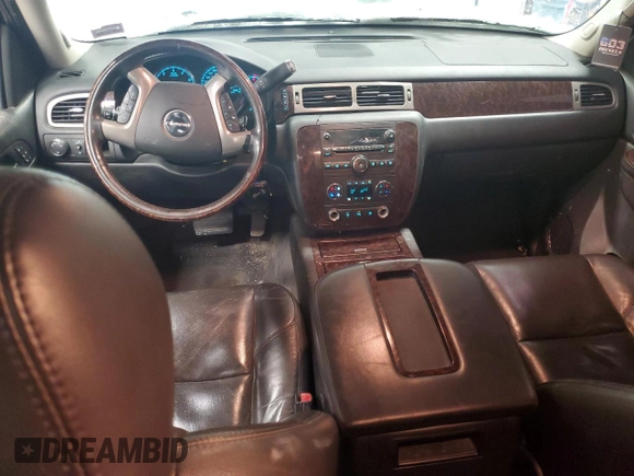 2011 GMC Sierra 1500 Denali z VIN 3GTP2XE26BG304637, wystawiony jako Copart lot #45878555 z przebiegiem 164 755 mil mil oraz Szkody całkowita. Historia ofert i sprzedaży dostępna na DreamBid. Obrazek 8.