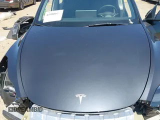 2024 Tesla Model Y with VIN 7SAYGDED2RF040745, listed as a IAAI auction lot 41986613 with 9,778 mi miles and . Bid and sale history available at DreamBid. Image 10.