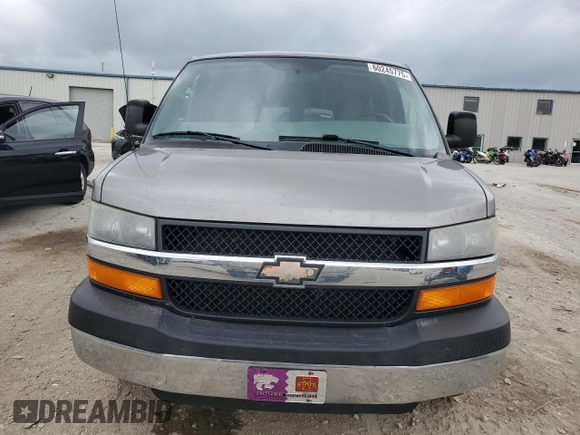 2007 Chevrolet Express Passenger with VIN 1GAHG39U771237121, listed as a Copart auction lot 60245775 with 187,005 mi miles and Salvage title. Bid and sale history available at DreamBid. Image 5.