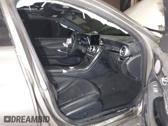 2020 Mercedes-Benz C 300 with VIN WDDWF8EB4LR525375, listed as a IAAI auction lot 41475309 with 29,659 mi miles and . Bid and sale history available at DreamBid. Image 5.