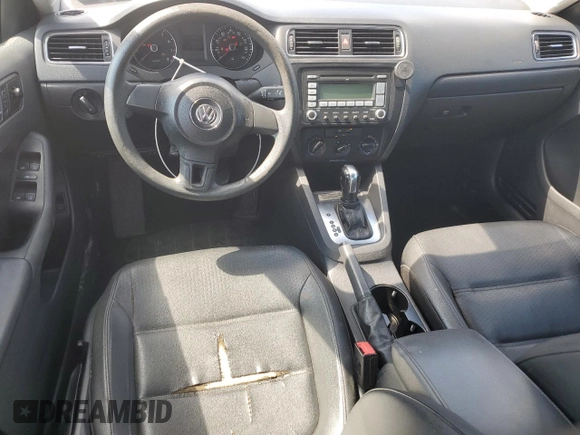 2014 Volkswagen Jetta SE with VIN 3VWD17AJ4EM265925, listed as a Copart auction lot 63925425 with 135,347 mi miles and Clean title. Bid and sale history available at DreamBid. Image 8.
