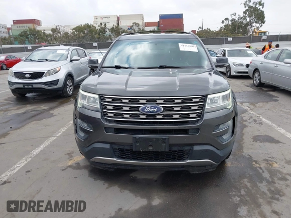2016 Ford Explorer XLT with VIN 1FM5K7DH8GGB95352, listed as a IAAI auction lot 42118995 with 140,963 mi miles and . Bid and sale history available at carsss.com. Image 12.