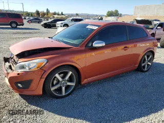 2013 Volvo C30 T5 with VIN YV1672MKXD2306799, listed as a Copart auction lot 80694014 with 123,230 mi miles and Salvage Title. Bid and sale history available at DreamBid. Image 1.