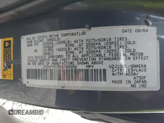 2005 Toyota Land Cruiser with VIN JTEHT05J852069392, listed as a IAAI auction lot 41450782 with 187,949 mi miles. Bid and sale history available at carsss.com. Image 9.
