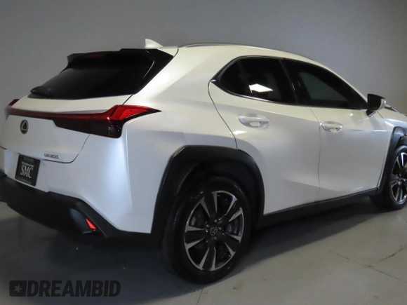 2019 Lexus UX 200 z VIN JTHY3JBH4K2014363, wystawiony jako Copart lot #58555715 z przebiegiem 92 751 mil mil oraz Szkoda całkowita • Salvage title. Historia ofert i sprzedaży dostępna na DreamBid. Obrazek 3.