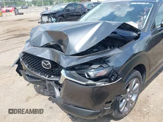 2025 Mazda CX-30 S Preferred with VIN 3MVDMBCM2SM776872, listed as a IAAI auction lot 42582130 with 9,541 mi miles and . Bid and sale history available at DreamBid. Image 6.