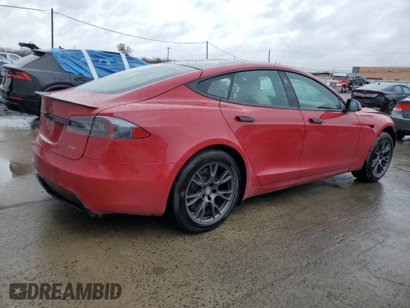 2021 Tesla Model S Plaid with VIN 5YJSA1E61MF436369, listed as a Copart auction lot 48505375 with 34,388 mi miles and Salvage Title. Bid and sale history available at carsss.com. Image 3.