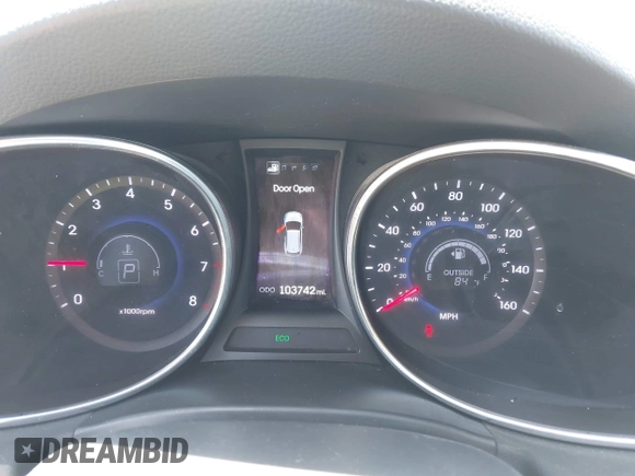 2013 Hyundai Santa Fe Sport z VIN 5XYZWDLA9DG094235, wystawiony jako IAAI lot #42264045 z przebiegiem 103 742 mil mil oraz . Historia ofert i sprzedaży dostępna na DreamBid. Obrazek 7.