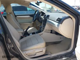2012 Volkswagen Passat SE with VIN 1VWBH7A32CC094465, listed as a IAAI auction lot 41998550 with 139,833 mi miles. Bid and sale history available at carsss.com. Image 5.