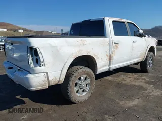 2019 Ram 2500 Laramie with VIN 3C6UR5FL0KG714111, listed as a IAAI auction lot 41630159 with 76,818 mi miles. Bid and sale history available at carsss.com. Image 4.
