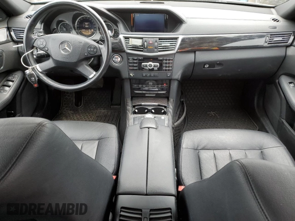 2012 Mercedes-Benz E-Class E 350 Luxury with VIN WDDHF8JB4CA580423, listed as a Copart auction lot 52798685 with 70,803 mi miles and Clean Title. Bid and sale history available at carsss.com. Image 8.