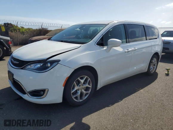 2018 Chrysler Pacifica Touring Plus with VIN 2C4RC1FG4JR157496, listed as a Copart auction lot 88452535 with 78,252 mi miles and Salvage Title. Bid and sale history available at DreamBid. Image 1.