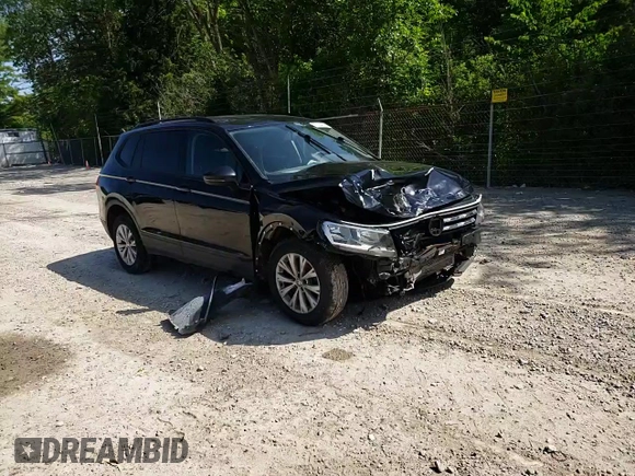 2018 Volkswagen Tiguan S with VIN 3VV0B7AX5JM033302, listed as a Copart auction lot 61534745 with 111,230 mi miles and Salvage title. Bid and sale history available at DreamBid. Image 15.