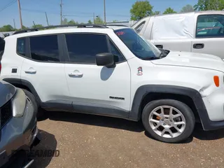 2020 Jeep Renegade Sport with VIN ZACNJAAB8LPK96809, listed as a IAAI auction lot 41835560 with 39,067 mi miles and . Bid and sale history available at carsss.com. Image 13.