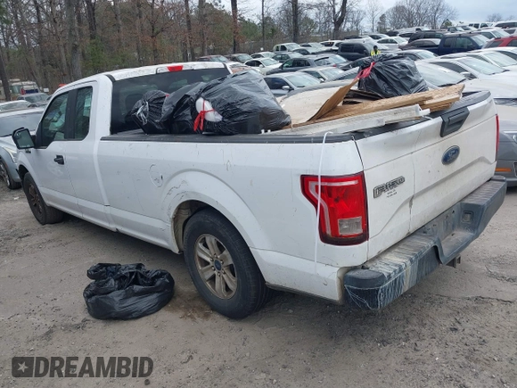 2016 Ford F-150 XL with VIN 1FTEX1CFXGKF29462, listed as a IAAI auction lot 41723301 with 225,174 mi miles and . Bid and sale history available at carsss.com. Image 3.
