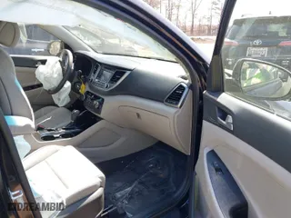 2018 Hyundai Tucson SE with VIN KM8J23A45JU603646, listed as a IAAI auction lot 41838097 with 64,704 mi miles. Bid and sale history available at carsss.com. Image 5.