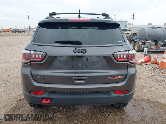 2019 Jeep Compass Trailhawk with VIN 3C4NJDDBXKT795294, listed as a IAAI auction lot 42046344 with 100,395 mi miles and . Bid and sale history available at DreamBid. Image 17.