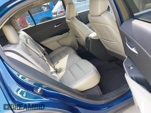 2019 Cadillac XT4 FWD Premium Luxury с VIN 1GYFZCR44KF144295, выставлен на аукционе IAAI как лот 42273524 с пробегом 68 736 миль миль и . История ставок и продаж доступна на DreamBid. Изображение 8.
