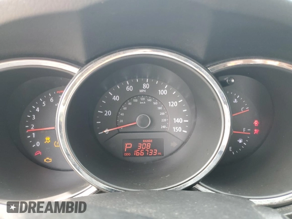 2013 Kia Sorento LX with VIN 5XYKT4A24DG339500, listed as a Copart auction lot 56302605 with 166,733 mi miles and Salvage title. Bid and sale history available at DreamBid. Image 9.