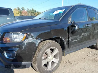 2017 Jeep Compass Latitude with VIN 1C4NJDEB7HD113209, listed as a IAAI auction lot 40633668 with 96,264 mi miles and . Bid and sale history available at DreamBid. Image 6.