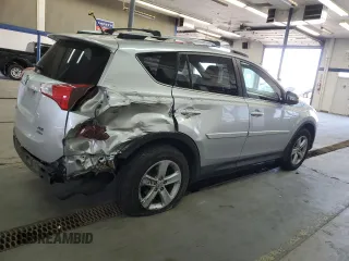 2014 Toyota RAV4 XLE with VIN 2T3RFREV1EW143797, listed as a Copart auction lot 53906105 with 110,463 mi miles and Salvage Title. Bid and sale history available at DreamBid. Image 3.