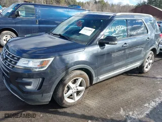2017 Ford Explorer XLT with VIN 1FM5K8DH4HGC36289, listed as a IAAI auction lot 41433894 with 71,681 mi miles. Bid and sale history available at carsss.com. Image 17.