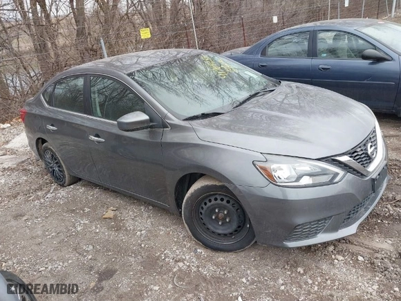 2016 Nissan Sentra SR with VIN 3N1AB7AP2GL651004, listed as a IAAI auction lot 41709285 with 147,912 mi miles. Bid and sale history available at carsss.com. Image 1.