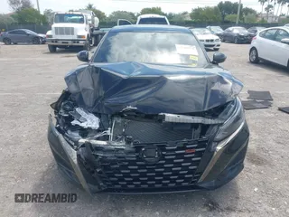 2024 Nissan Altima SR z VIN 1N4BL4CV8RN312278, wystawiony jako IAAI lot #42096194 z przebiegiem 20 256 mil mil oraz . Historia ofert i sprzedaży dostępna na DreamBid. Obrazek 13.