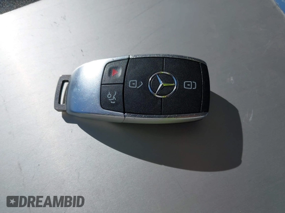 2020 Mercedes-Benz GLB with VIN W1N4M4GB6LW033647, listed as a IAAI auction lot 41749333 with 54,458 mi miles. Bid and sale history available at carsss.com. Image 11.