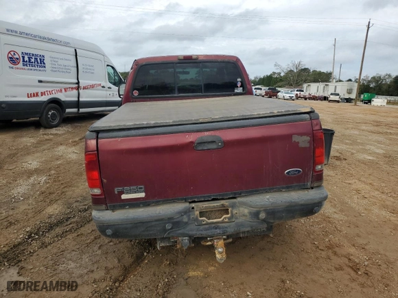 2004 Ford Super Duty F-250 XL with VIN 1FTNW21L34ED56590, listed as a Copart auction lot 79645464 with 3,333,705 mi miles and Salvage Title. Bid and sale history available at carsss.com. Image 6.