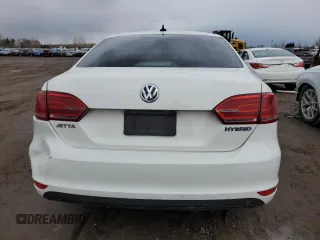 2013 Volkswagen Jetta Hybrid SE z VIN 3VW637AJ9DM260639, wystawiony jako Copart lot #48569535 z przebiegiem 101 759 mil mil oraz Szkoda całkowita • Salvage title. Historia ofert i sprzedaży dostępna na DreamBid. Obrazek 6.