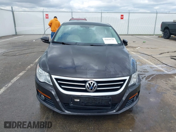 2010 Volkswagen CC Lux Plus with VIN WVWHN7AN6AE541937, listed as a IAAI auction lot 42018765 with 107,110 mi miles. Bid and sale history available at carsss.com. Image 12.