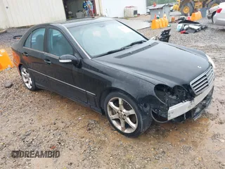 2007 Mercedes-Benz C 230 Sport z VIN WDBRF52H47A955120, wystawiony jako IAAI lot #42205301 z przebiegiem 112 509 mil mil oraz . Historia ofert i sprzedaży dostępna na DreamBid. Obrazek 1.