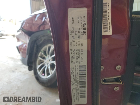 2019 Jeep Cherokee Latitude Plus z VIN 1C4PJLLB4KD307791, wystawiony jako Copart lot #54904595 z przebiegiem 62 943 mil mil oraz Szkoda całkowita • Salvage title. Historia ofert i sprzedaży dostępna na DreamBid. Obrazek 13.