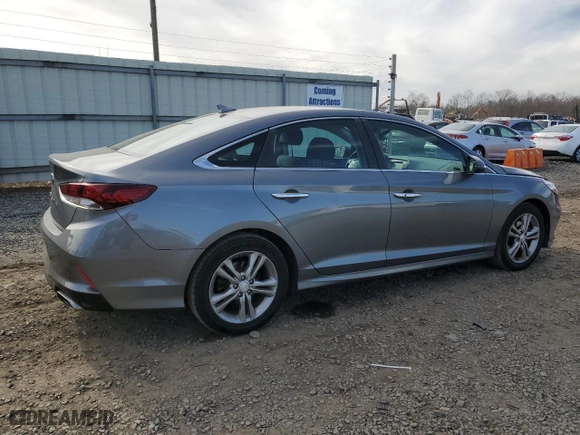 2019 Hyundai Sonata Sport with VIN 5NPE34AF4KH775432, listed as a Copart auction lot 49831775 with 68,894 mi miles and Salvage Title. Bid and sale history available at carsss.com. Image 3.