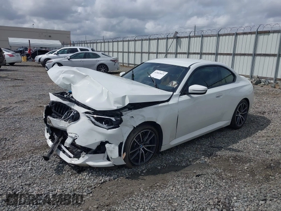 2024 BMW 2 Series 230i with VIN 3MW23CM05R8E25175, listed as a IAAI auction lot 41803015 with 18,601 mi miles and . Bid and sale history available at carsss.com. Image 2.