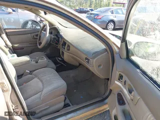 2003 Buick Century Custom with VIN 2G4WS52J331151314, listed as a IAAI auction lot 41970268 with 147,119 mi miles. Bid and sale history available at carsss.com. Image 5.