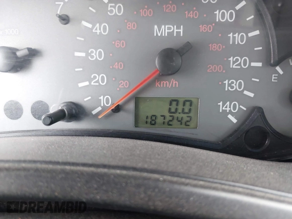2003 Ford Focus ZTS with VIN 1FAFP38343W294841, listed as a IAAI auction lot 42040502 with 187,242 mi miles and . Bid and sale history available at carsss.com. Image 16.