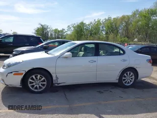 2004 Lexus ES 350 with VIN JTHBA30G945001806, listed as a IAAI auction lot 42027534 with 132,323 mi miles and . Bid and sale history available at DreamBid. Image 14.