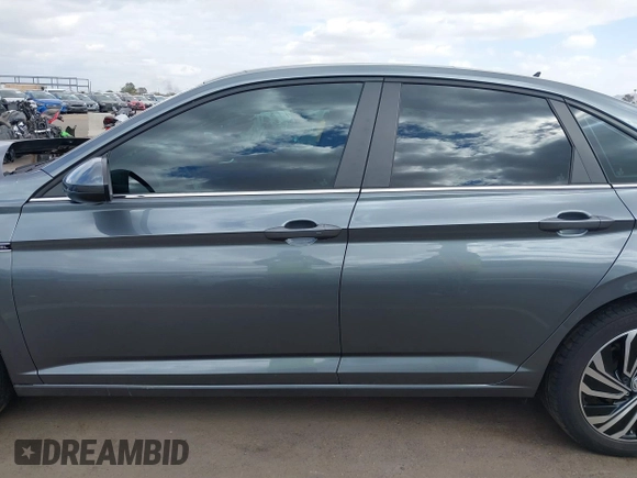 2020 Volkswagen Jetta SEL with VIN 3VWEB7BU8LM010315, listed as a IAAI auction lot 41702998 with 59,276 mi miles and . Bid and sale history available at DreamBid. Image 14.