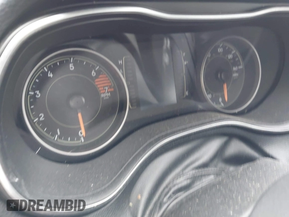 2019 Jeep Cherokee Latitude with VIN 1C4PJLCB5KD205495, listed as a IAAI auction lot 41856955 with Not Provided miles and . Bid and sale history available at DreamBid. Image 7.