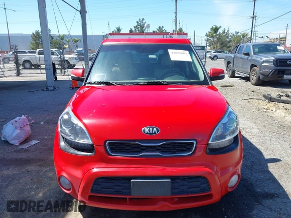2013 Kia Soul ! with VIN KNDJT2A65D7618115, listed as a IAAI auction lot 41838807 with 52,159 mi miles. Bid and sale history available at carsss.com. Image 12.