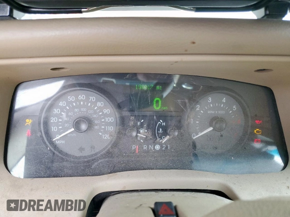2009 Mercury Grand Marquis LS with VIN 2MEHM75V09X619313, listed as a Copart auction lot 41596455 with 198,017 mi miles and Salvage Title. Bid and sale history available at DreamBid. Image 9.